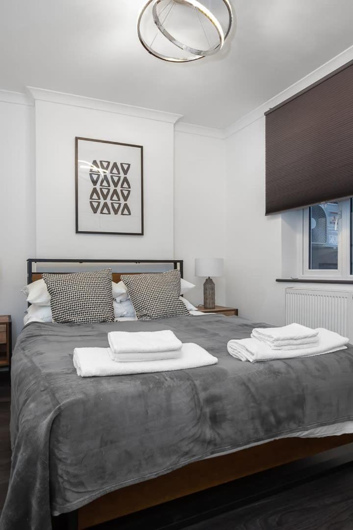 Modern 2 Bed In Prime Camden Sleeps 6 Apartament *